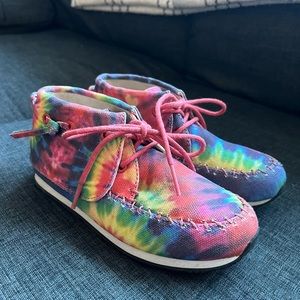 AKID tie-dye shoes with sneaker bottoms - Youth EU 30/US 12